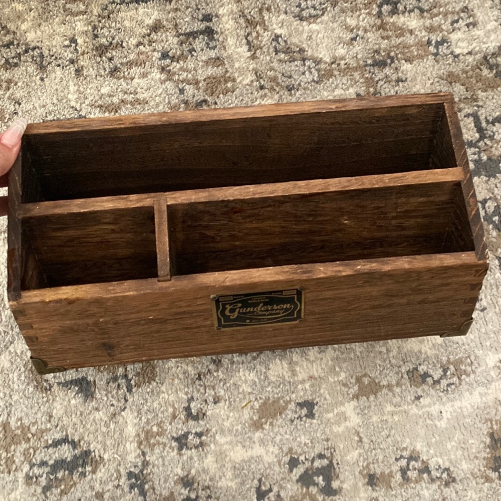 Mail holder